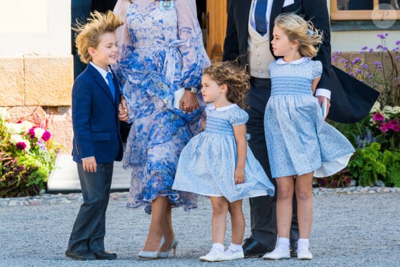 La princesse Leonore de Suède, le prince Nicolas de Suède et la princesse Adrienne de Suède - La famille royale suédoise au baptême du prince Julian, duc de Halland, au château de Drottningholm sur l'île de Lovön. Ekero. Le 14 août 2021.