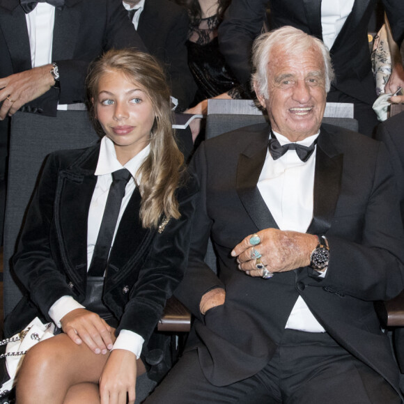 Stella Belmondo et son père Jean-Paul Belmondo, Giacomo Belmondo et Luana Belmondo - 42ème cérémonie des César à la salle Pleyel à Paris. © Olivier Borde / Dominique Jacovides / Bestimage