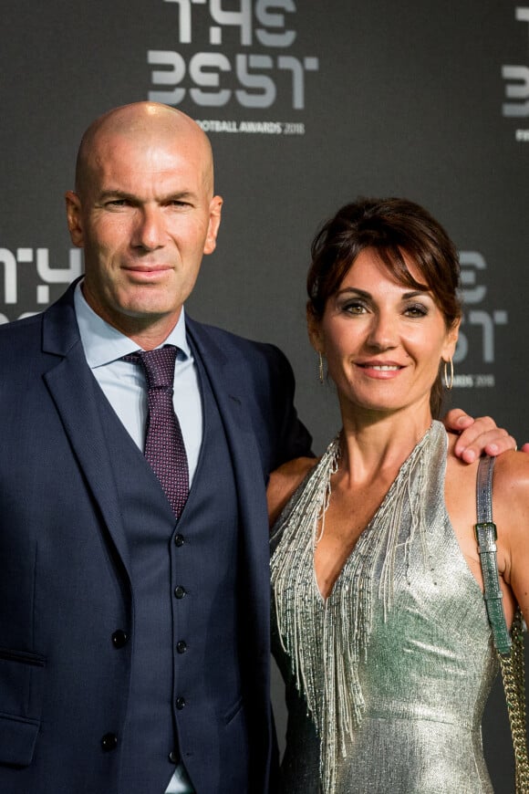 Zinedine Zidane et sa femme Véronique arrivent à la cérémonie des Trophées Fifa 2018 au Royal Festival Hall à Londres, Royaume Uni, le 25 septembre 2018. © Cyril Moreau/Bestimage
