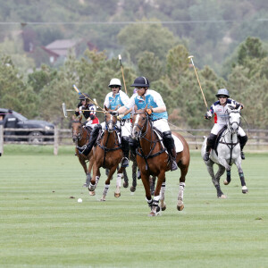 Le prince Harry, duc de Sussex, remporte un match de polo caritatif en marquant deux des trois buts victorieux à Aspen lors du Sentebale ISPS Handa Polo Cup. Le 19 août 2021.