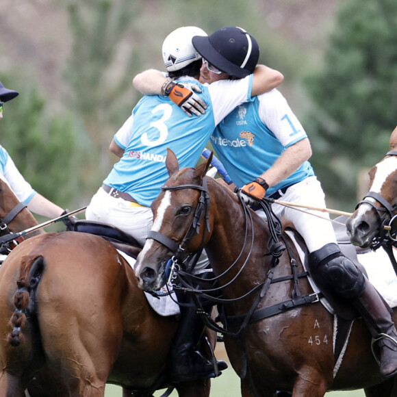 Le prince Harry, duc de Sussex, remporte un match de polo caritatif en marquant deux des trois buts victorieux à Aspen lors du Sentebale ISPS Handa Polo Cup. Le 19 août 2021.