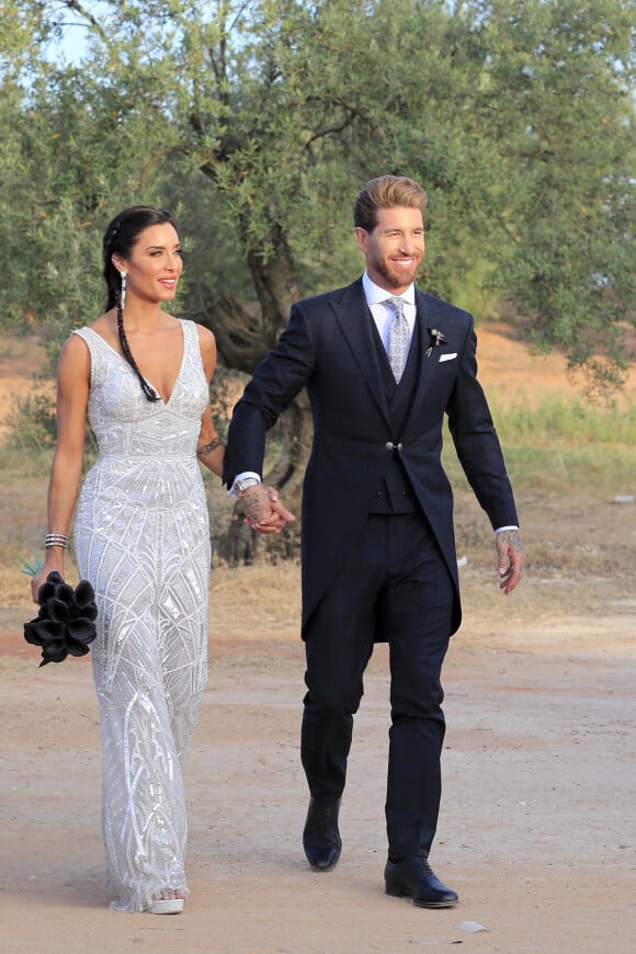 Le footballeur Sergio Ramos et l'actrice Pilar Rubio célèbrent leur union à Seville en Espagne, le 15 juin 2019.