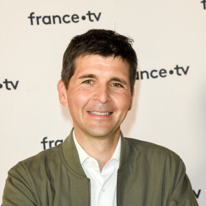 Thomas Sotto au photocall de la conférence de presse de France 2 au théâtre Marigny à Paris le 18 juin 2019 © Coadic Guirec / Bestimage