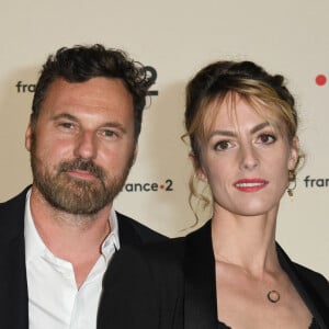 Bruce Tessore et sa compagne Sara Mortensen (habillée en Sandro) lors de la 31ème cérémonie des Molières 2019 aux Folies Bergère à Paris, France, le 13 mai 2019. © Coadic Guirec/Bestimage