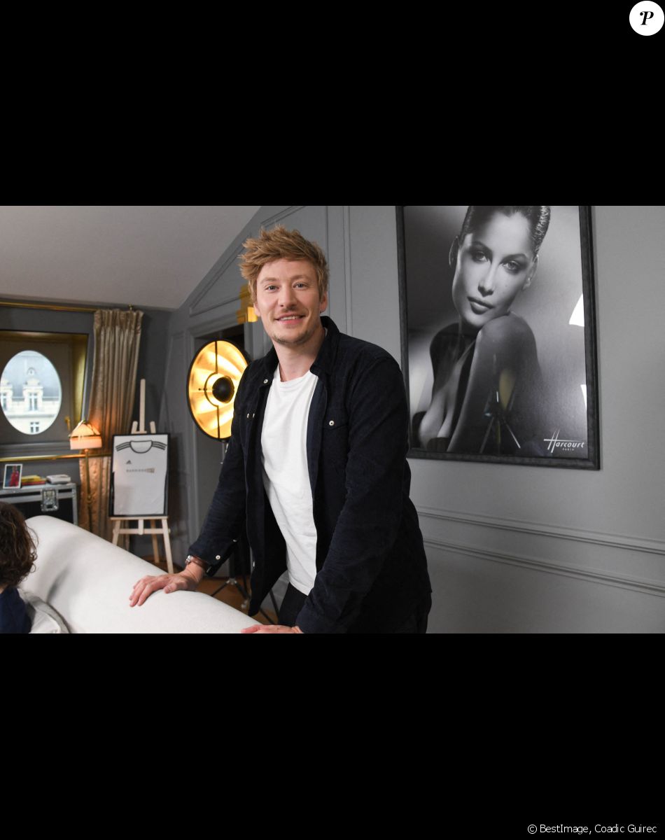Gérémy Credeville - Personnalités à la soirée "Football Palace" à l'Hôtel Barrière Le Fouquet's Paris pour BarrièreBet. © Coadic Guirec / Bestimage