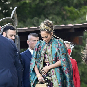 Jennifer Lopez va assister au défilé "Alta Moda" de la maison Dolce & Gabbana à Venise en Italie le 29 aout 2021.