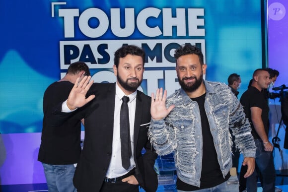 Exclusif - Cyril Hanouna découvre son double de cire en direct sur le plateau de la première émission TPMP (Touche Pas à Mon Poste), 12ème saison, le 30 août 2021. L'émission a été diffusée en direct sur C8. La statue de cire de Cyril Hanouna fera son entrée officielle au musée Grévin le 31 août 2021. © Jack Tribeca / Bestimage 