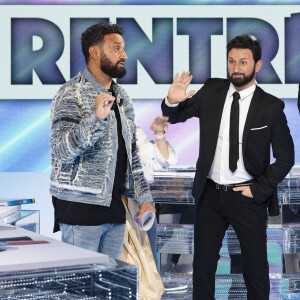 Exclusif - Cyril Hanouna découvre son double de cire en direct sur le plateau de la première émission TPMP (Touche Pas à Mon Poste), 12ème saison, le 30 août 2021. L'émission a été diffusée en direct sur C8. La statue de cire de Cyril Hanouna fera son entrée officielle au musée Grévin le 31 août 2021. © Jack Tribeca / Bestimage 