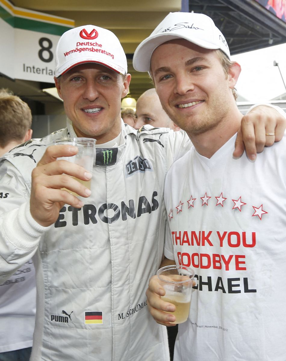 Michael Schumacher et Nico Rosberg au Grand Prix de Formule 1 a Sao Paulo au Bresil le 25 Novembre 2012.