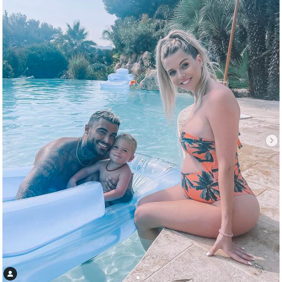 Jessica Thivenin et les hommes de sa vie : son mari Thibault Garcia et son fils Maylone.