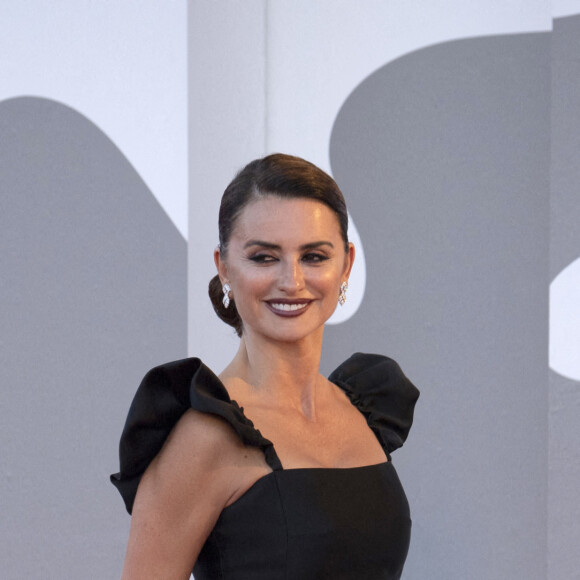 Penélope Cruz assiste à la cérémonie d'ouverture du 78ème festival international du film de Venise (la Mostra de Venise) et à la projection du film "Madres Paralelas". Venise, 1er septembre 2021.