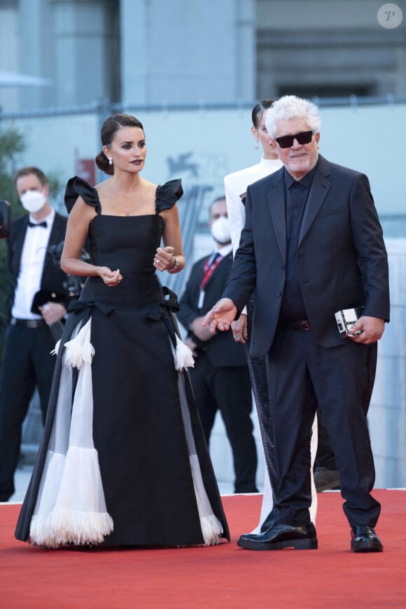 Penélope Cruz et Pédro Almodovar assistent à la cérémonie d'ouverture du 78ème festival international du film de Venise (la Mostra de Venise) et à la projection du film "Madres Paralelas". Venise, 1er septembre 2021.