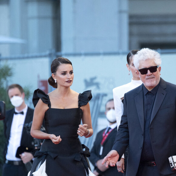 Penélope Cruz et Pédro Almodovar assistent à la cérémonie d'ouverture du 78ème festival international du film de Venise (la Mostra de Venise) et à la projection du film "Madres Paralelas". Venise, 1er septembre 2021.