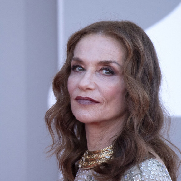 Isabelle Huppert assiste à la cérémonie d'ouverture du 78ème festival international du film de Venise (la Mostra de Venise) et à la projection du film "Madres Paralelas". Venise, 1er septembre 2021.