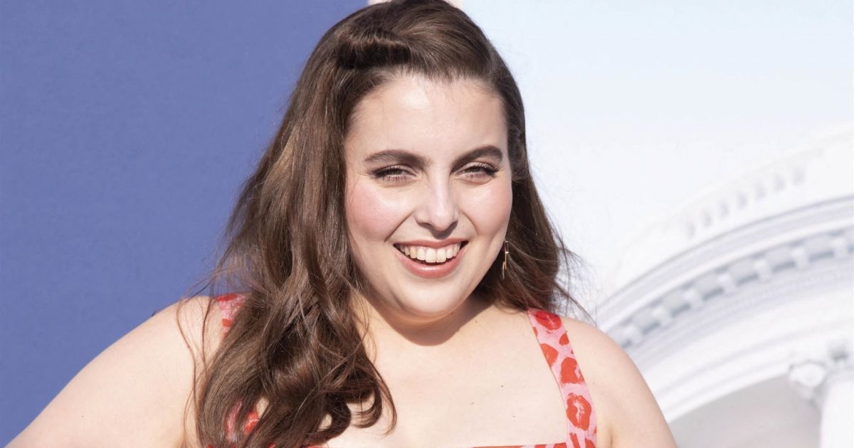 Beanie Feldstein Photocall lors de la première de Impeachment, saison