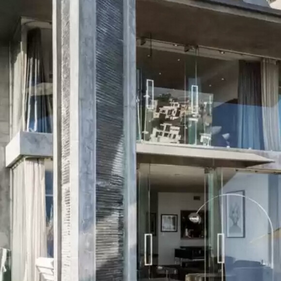 Exclusif - Cyril Hanouna vend la maison qu'il avait achetée à Hollywood Hills.