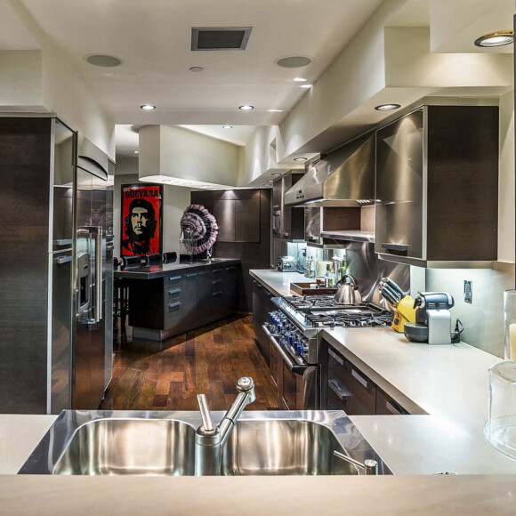 Exclusif - Cyril Hanouna vend la maison qu'il avait achetée à Hollywood Hills.