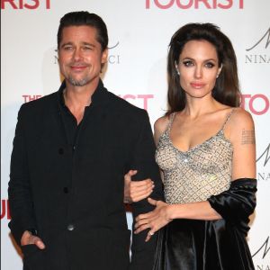 Angelina Jolie et Brad Pitt lors de la première du film "The Tourist" à Madrid.