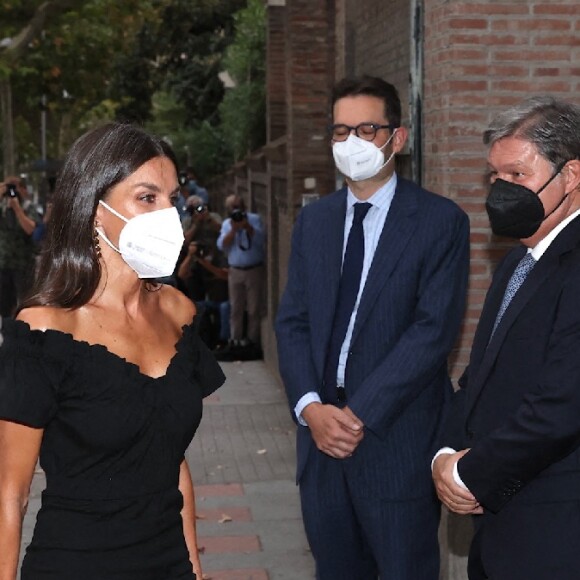 La reine Letizia d'Espagne arrive à la cérémonie des Retina Eco Awards, à la fondation Giner de los Rios. Madrid, le 6 septembre 2021.