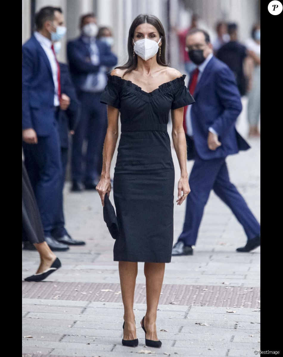 La reine Letizia d'Espagne arrive à la cérémonie des Retina Eco Awards, à la fondation Giner de los Rios. Madrid, le 6 septembre 2021.