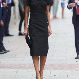 La reine Letizia d'Espagne arrive à la cérémonie des Retina Eco Awards, à la fondation Giner de los Rios. Madrid, le 6 septembre 2021.