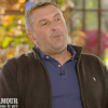 Sébastien (L'amour est dans le pré 2021) les larmes aux yeux et très tactile avec une prétendante