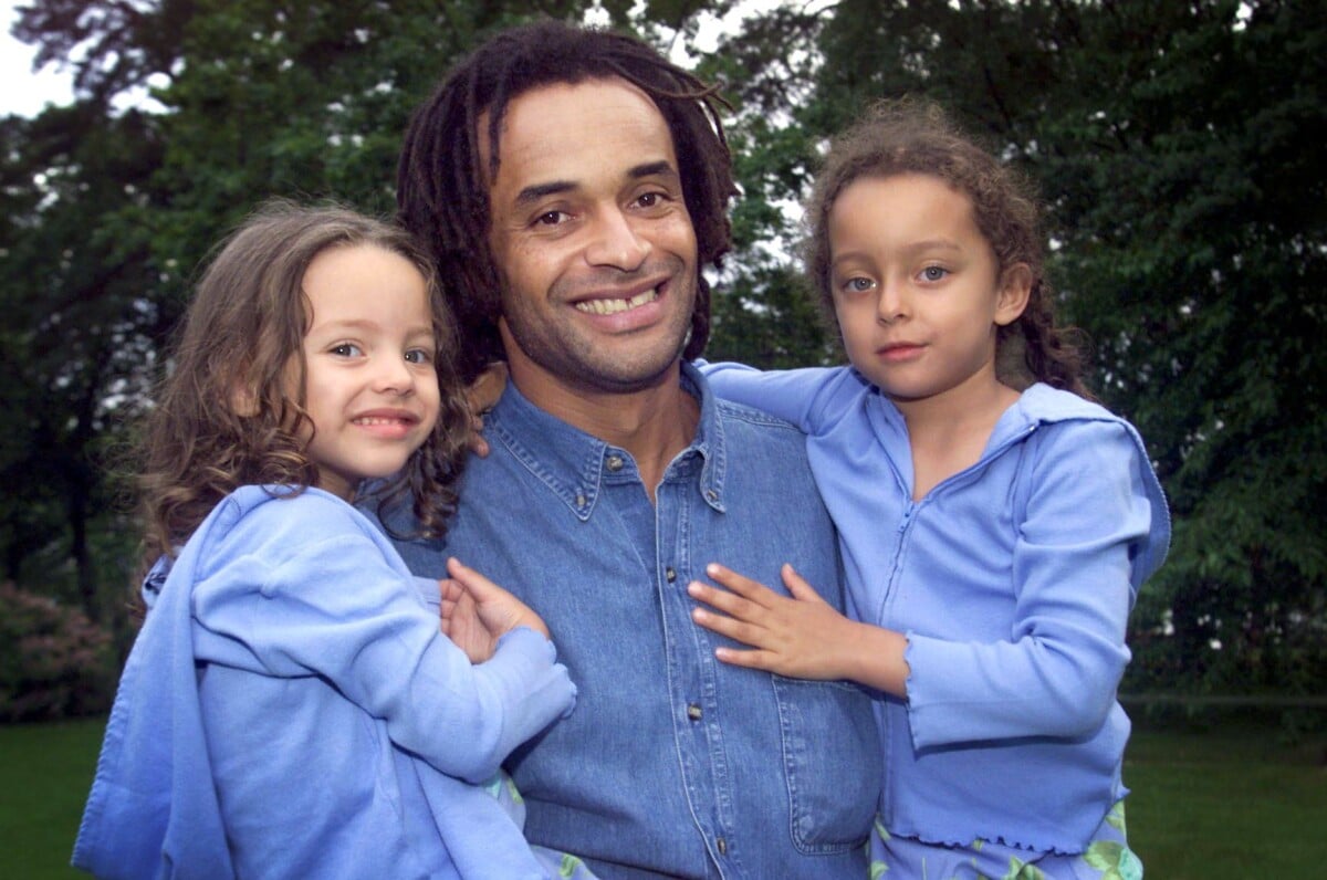 Photo : Jenaye Noah (à gauche), la fille de Yannick Noah, a grandi