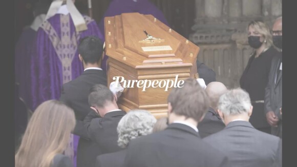 Obsèques de Jean-Paul Belmondo : le cercueil coincé la veille dans un ascenseur !