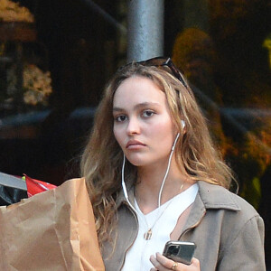 Lily-Rose Depp fait ses courses à New York City, New York, Etats-Unis, le 2 septembre 2021.