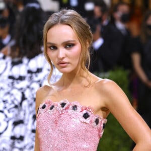 Lily-Rose Depp au Met Gala (Met Ball) à New York.