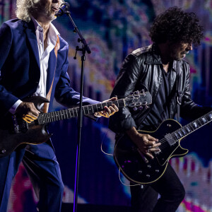 Exclusif - Louis Bertignac et Yarol Poupaud - Concert hommage à Johnny Hallyday "Que je t'aime" à l'AccorHotels Arena Paris Bercy à Paris. Le 14 septembre 2021 © Borde-Jacovides-Moreau / Bestimage 