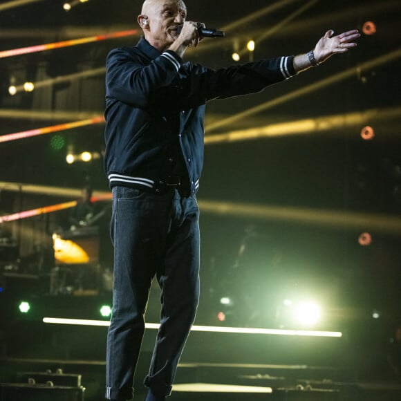 Exclusif - Gaëtan Roussel - Concert hommage à Johnny Hallyday "Que je t'aime" à l'AccorHotels Arena Paris Bercy à Paris. Le 14 septembre 2021 © Borde-Jacovides-Moreau / Bestimage 