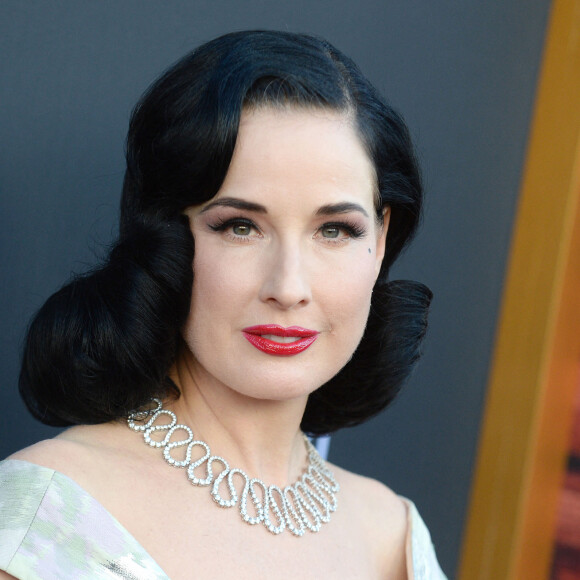 Dita Von Teese - Photocall du "Comedy Central Roast of A.Baldwin" au Saban Theatre, Beverly Hills, le 7 septembre 2019.