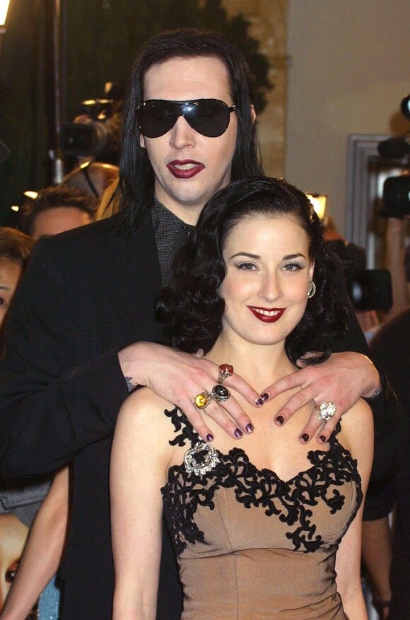 Dita Von Teese et Marilyn Manson - Première du film "From Hell".