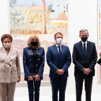 Brigitte et Emmanuel Macron réunis à la Fondation Louis Vuitton pour une grande inauguration