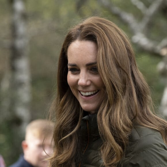 Catherine (Kate) Middleton, duchesse de Cambridge, lors d'une visite au centre d'entraînement à l'aventure Windermere des cadets de l'Air de la RAF à Cumbrie, Royaume Uni, le 21 septembre 2021, marquant la réouverture de l'installation à la suite d'un réaménagement de 2 millions de livres sterling.