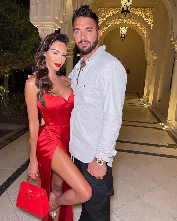 Nabilla Benattia et Thomas Vergara en soirée en amoureux, à Dubaï