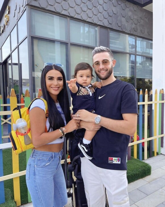 Camélia Benattia avec son mari Tarek et leur fils Liaam