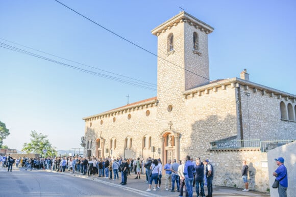 Obsèques de René Malleville en l'église de Saint-Mitre en présence Benoit Payen, maire de Marseille et de Michèle Rubirola ancienne maire de Marseille. Le 24 septembre 2021.