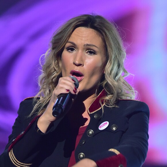 Vitaa - Enregistrement de l'émission "Tout Le Monde Chante Contre Le Cancer, Les Stars Relèvent Le Défi" au Palais Des Congrès à Paris, qui sera diffusée le 1er janvier 2018 à 21h sur W9. Le 5 décembre 2017. © Gorassini-Moreau / Bestimage