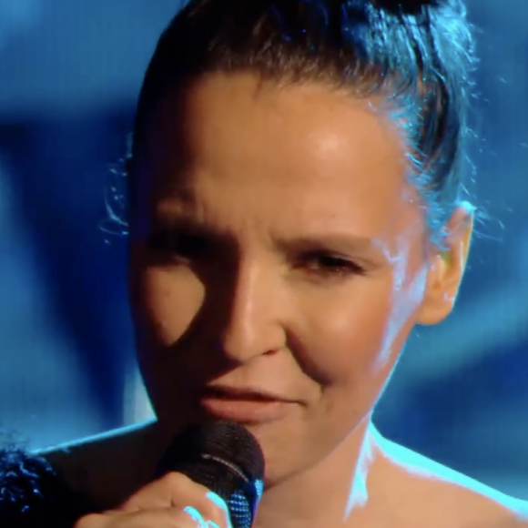 Anne Sila (équipe de Florent Pagny) face à Ecco (équipe de Mika) lors des cross-battles de "The Voice All Stars" - TF1