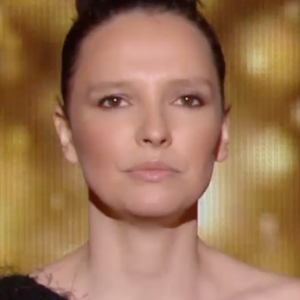 Anne Sila (équipe de Florent Pagny) face à Ecco (équipe de Mika) lors des cross-battles de "The Voice All Stars" - TF1