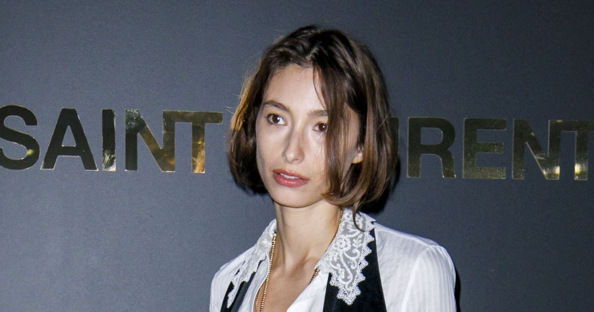 Alexandra Agoston - Photocall du défilé Saint Laurent collection