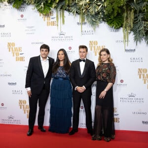 Louis et Marie Ducruet, Camille Gottlieb et son meilleur ami, Médy Anthony durant l'avant première du dernier James Bond " No Time To Die" au Casino de Monaco, le 29 septembre 2021. © Bruno Bebert/Bestimage