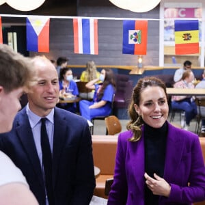 Le prince William, duc de Cambridge, et Catherine (Kate) Middleton, duchesse de Cambridge, visitent l'Université Magee de Londonderry, Irlande du Nord, Royaume Uni, où ils rencontrent des étudiants en soins infirmiers. Le 29 septembre 2021