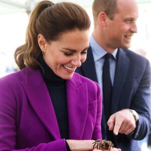 Le prince William, duc de Cambridge, et Catherine (Kate) Middleton, duchesse de Cambridge, arrivent pour une visite à l'Université Magee de Londonderry, Irlande du Nord, Royaume Uni, où ils rencontrent des étudiants en soins infirmiers. Le 29 septembre 2021