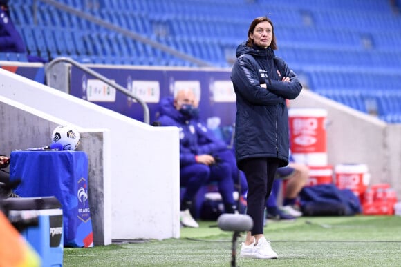 Corinne Diacre - Match amical de football féminin : La France s'incline 2 à 0 face à l'équipe des Etats-Unis (USA) le 13 avril 2021. © Philippe Lecoeur / Panoramic / Bestimage