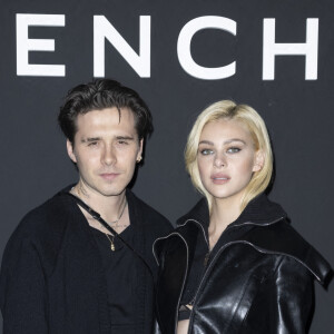 Brooklyn Beckham et sa fiancée Nicola Ann Peltz assistent au défilé Givenchy collection prêt-à-porter printemps-été 2022 à la Paris La Défense Arena. Nanterre, le 3 octobre 2021. © Olivier Borde/Bestimage
