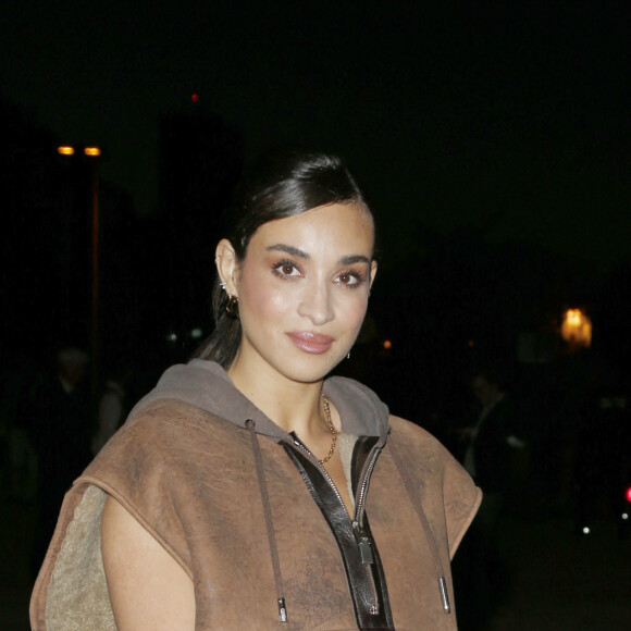 Exclusif - Camélia Jordana arrive à la Paris La Défense Arena pour assister au défilé de mode printemps-été 2022 "Givenchy". Nanterre, le 3 octobre 2021.