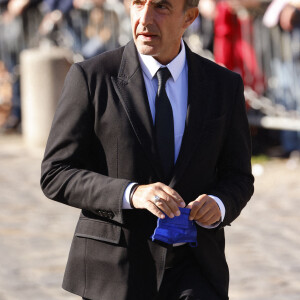 Nikos Aliagas - Arrivées à la messe funéraire en hommage à Bernard Tapie en l'église Saint-Germain-des-Prés à Paris. Le 6 octobre 2021 © Jacovides-Moreau / Bestimage